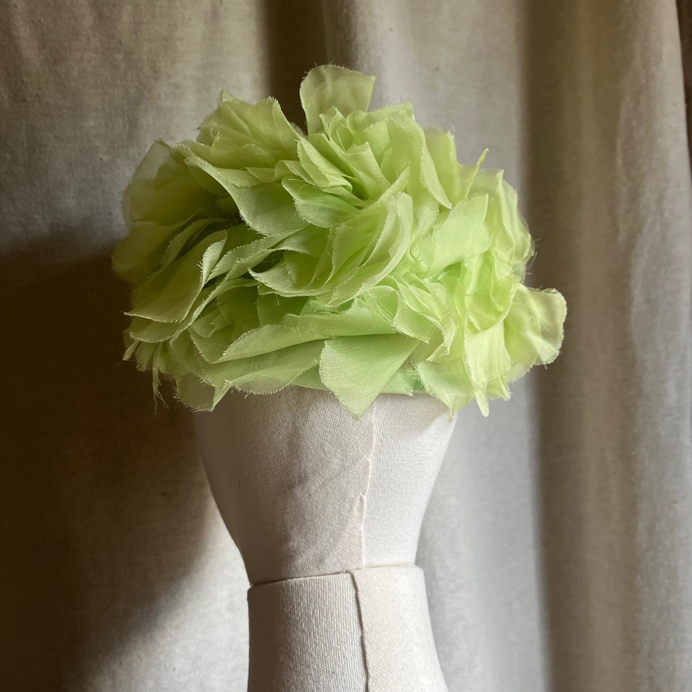 Vintage Lime Green Floral Pillbox Hat Avant‎ Garde Fascinator - Picture 4 of 7